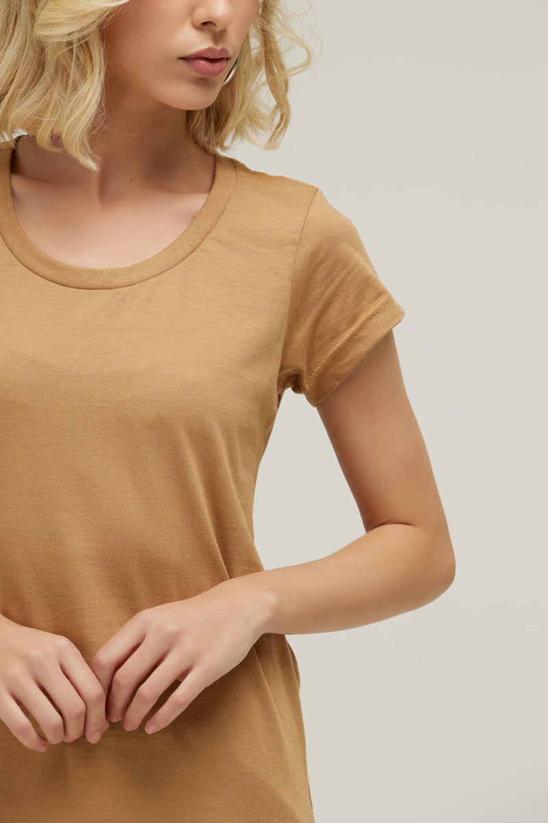 CAMISETA FEMININA EM ALGODÃO